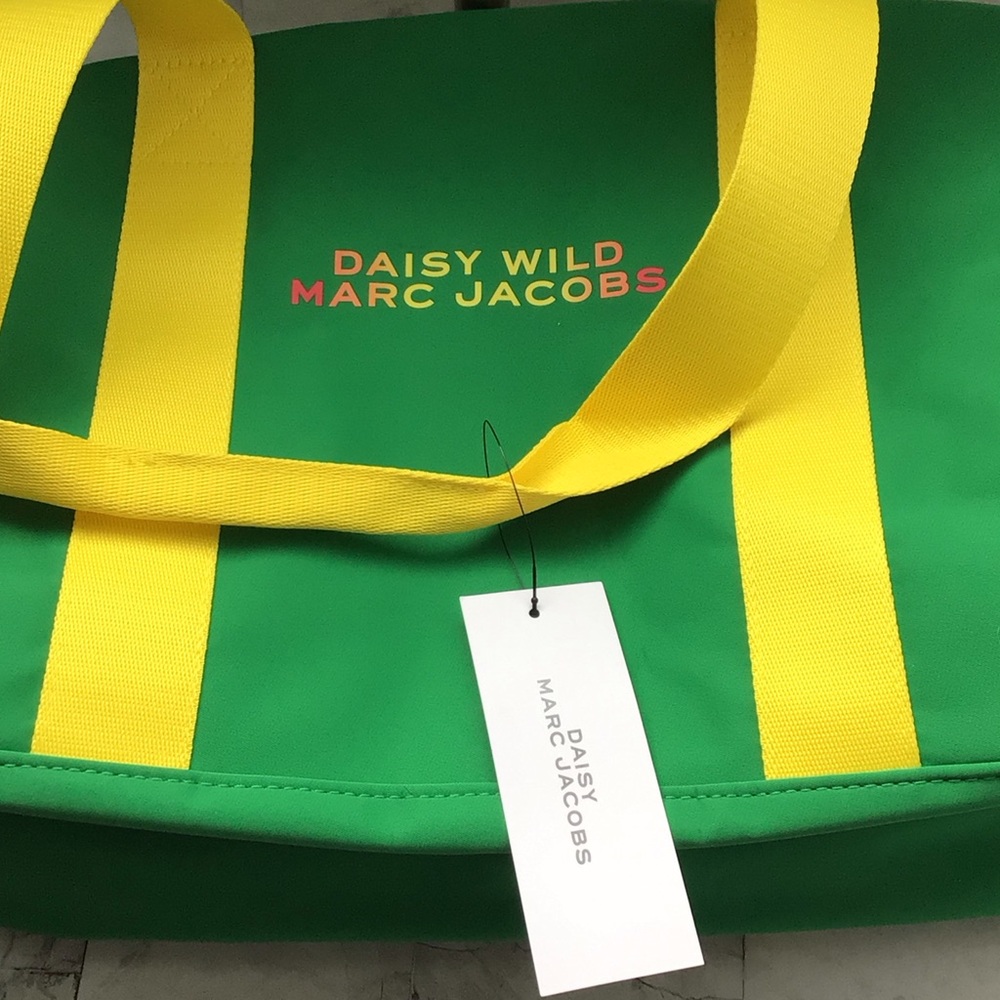 Marc Jacobs Green and Yellow Travel Bag, overnight bag - Picture 6 of 6